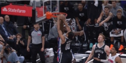 开云登录入口地址-摧枯拉朽！米诺特中路突击 飞身拉杆力压斯图尔特双手暴力隔扣